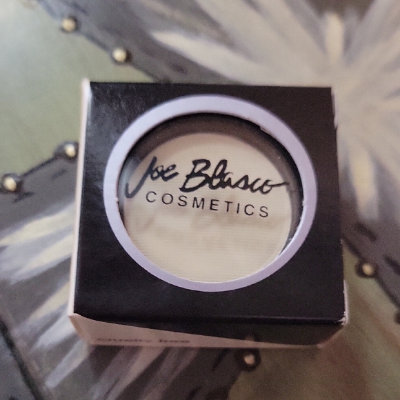 Joe Blasco Other - Joe Blasco Eyeshadow -Green Genie
